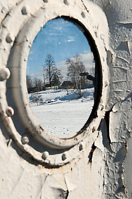 포토 JPG 해외이미지 나무 디자인 응시 계절 바다 여행 백그라운드 겨울 창문 자연 하늘 날씨 주택 프레임 요정 항해 풍경 사람없음 야외 목재 금속 냉동 얼음 침묵 추위 수확 흰색 시골 원형 보트 12월 함선 서리 북쪽 옛날 눈내림 수평선 해외202004 해외포토 자연요소 도형 식물 시선 컬러 농업 배_교통 재료 재질 눈_날씨 건물 소리 날짜 방향 생태계 파일형식 이미지허브