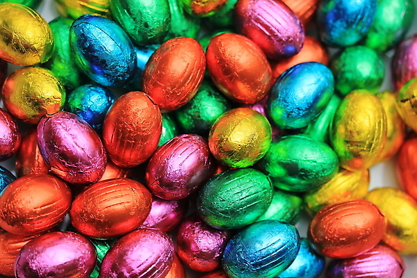 포토 JPG 해외이미지 음식 포장 근접촬영 사람없음 컬러풀 초콜릿 부활절계란 해외202004 해외포토 뷰포인트 컬러 디저트 부활절 계란 파일형식 이미지허브