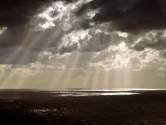 포토 JPG 해외이미지 구름 지구 겨울 일러스트 자연 하늘 날씨 풍경 사람없음 물 평화 환경 황혼 새벽 광선 가을 분위기 고독 위험 지중해 폭풍 몰타섬 수평선 해외202004 해외포토 자연요소 계절 감정 바다 섬 컨셉 일몰 생태계 몰타 파일형식 이미지허브