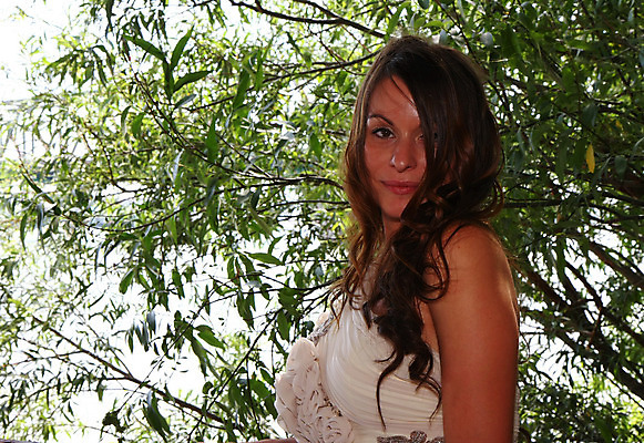 포토 JPG 해외이미지 행복 웨딩드레스 포즈 휴가 한명 사람 야외 여름 유행 우아함 내추럴 스타일 해외202004 해외포토 1 드레스 계절 감정 컨셉 파일형식 이미지허브