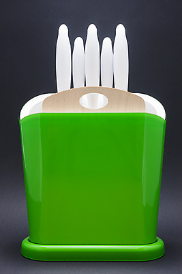 포토 JPG 해외이미지 직업 전통 식기 조각 토마토 손잡이 요리 사람없음 목재 옆모습 금속 주방 일본 요리사 흰색 공구 칼날 시장 칼 가장자리 은색 자르기 먹기 오브젝트 준비 만들기 날카로움 가벼움 고립 사무라이 정육점 중고 철강 해외202004 해외포토 나무 아시아 뷰포인트 컬러 채소 재료 모션 재질 상점 도구 둘레 무게 파일형식 이미지허브