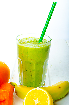 포토 JPG 해외이미지 잔 바나나 실내 빨대 사람없음 당근 과일주스 레몬 흰배경 슬라이스 건강식 디톡스 해외202004 해외포토 식기 음식 백그라운드 과일 뿌리채소 건강 내부 주스 흰색 파일형식 이미지허브