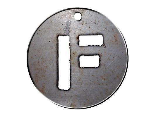 포토 JPG 해외이미지 캐릭터 디자인 알파벳 텍스트 표면 사람없음 그래픽 장식 3D 금속 원형 인쇄 편지 수집 심볼 오브젝트 사인 질감 방패 타입 대본 해외202004 해외포토 도형 영어 재질 디지털합성 파일형식 이미지허브