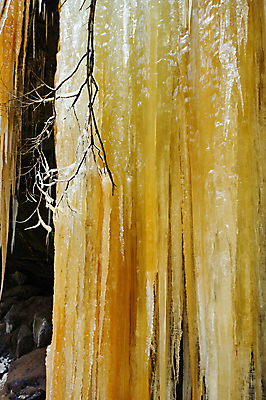 포토 JPG 해외이미지 계절 벽 백그라운드 겨울 오렌지 자연 추상 풍경 사람없음 야외 물 파란색 냉동 얼음 폭포 추위 흰색 크리스탈 북극 빙하 서리 고드름 눈내림 해외202004 해외포토 자연요소 컬러 무늬 과일 눈_날씨 광석 극지방 생태계 파일형식 이미지허브