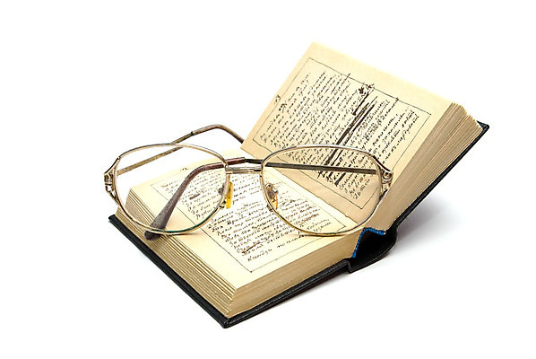 포토 JPG 해외이미지 교육 종이 안경 사람없음 책 스터디 독서 골동품 덮개 가르침 그룹 오브젝트 교과서 문학 페이지 양장본 해외202004 해외포토 잡화 교재 학습 뚜껑 파일형식 이미지허브