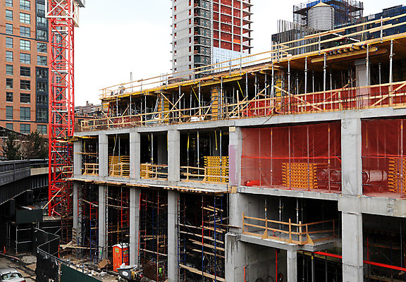 포토 JPG 해외이미지 외관 산업 건축양식 창문 유리 새로움 바닥 프레임 사람없음 야외 건물 목재 빛 우주 금속 기계 무대 도구 도시 수술 재산 계획 땅 철 기중기 지역 단계 철강 콘크리트 해외202004 해외포토 나무 건축물 건축 컨셉 재료 의학 재질 치료 금융 중장비 파일형식 이미지허브