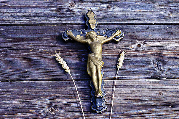 포토 JPG 해외이미지 기독교 종교 백그라운드 십자가 크리스마스 표면 부활절 사람없음 목재 장식 교회 믿음 성경 희망 피규어 천주교 슬픔 수확 기도 시골 죽음 무덤 예수 영혼 시리얼 밀 심볼 묘사 귀 애도 신성 희생 장례 신앙심 해외202004 해외포토 나무 기념일 감정 음식 농업 재료 종교용품 종교건축 곡류 건물 신체부위 미니어처 신_종교 파일형식 이미지허브