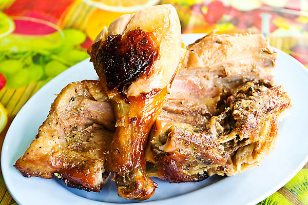 포토 JPG 해외이미지 접시 음식 백그라운드 건강 육류 요리 사람없음 식사 저녁식사 치킨 샐러드 튀김 흰색 신선 닫기 그릴 굽기 허브 해외202004 해외포토 식물 식기 컬러 식재료 모션 주방용품 구이 닭고기요리 파일형식 이미지허브