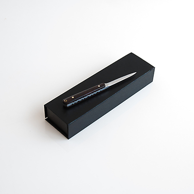 포토 JPG 해외이미지 전통 식기 아시아 문화 무기 패턴 가정 탁자 손잡이 선물 동양인 사람없음 목재 상자 금속 주방 검은색 중국 장비 골동품 흰색 칼 은색 위험 서비스 고립 철강 해외202004 해외포토 나무 나라 컬러 가구 컨셉 무늬 재료 재질 인종 파일형식 이미지허브