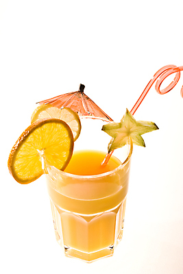 포토 JPG 해외이미지 음료 오렌지 사람없음 얼음 주스 추위 신선 칵테일 혼합 시원함 레몬 라임 밀짚 해외202004 해외포토 자연요소 과일 주류 짚 파일형식 이미지허브