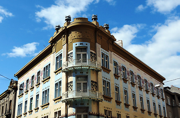 포토 JPG 해외이미지 외관 응시 유럽 도로 패턴 건축양식 하늘 지붕 거리 주택 사람없음 건물 여름 도시풍경 탑 고층빌딩 장비 도시 센터 장면 지역 크로아티아 스카이라인 자그레브 해외202004 해외포토 건축물 시선 계절 건축 나라 길 무늬 교통시설 풍경 빌딩 파일형식 이미지허브