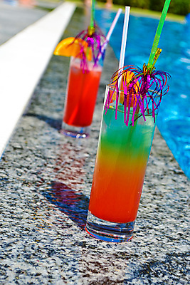 포토 JPG 해외이미지 주간 수영장 빨대 사람없음 야외 칵테일 두잔 해외202004 해외포토 자연요소 2 주류 파일형식 이미지허브