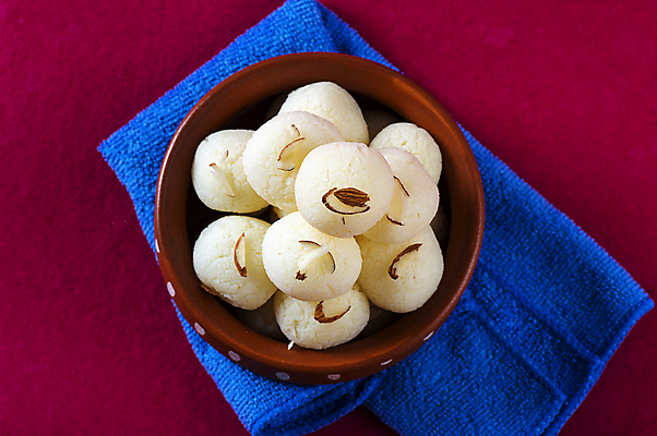 포토 JPG 해외이미지 디저트 사람없음 도자기 원형 사기그릇 냅킨 인도음식 해외포토 도형 그릇 음식 동양음식 파일형식 이미지허브