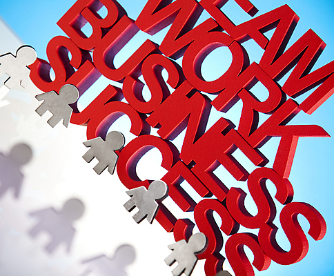 포토 JPG 해외이미지 비즈니스 성공 협력 사람모양 실내 타이포그라피 사람없음 소프트포커스 파란배경 해외202004 해외포토 모양 문자 백그라운드 컨셉 촬영기법 내부 파란색 파일형식 이미지허브