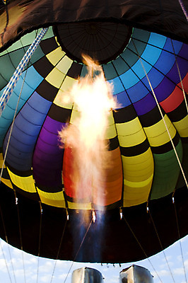 포토 JPG 해외이미지 주간 불꽃 풍경 사람없음 야외 열기구 큼 해외202004 해외포토 자연요소 항공교통 불 크기 파일형식 이미지허브