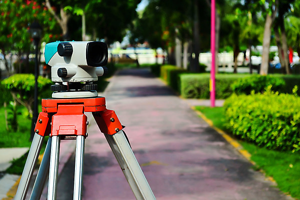 포토 JPG 해외이미지 공원 산업 백그라운드 직장 사람없음 가로 여름 기계 봄 망원경 장비 시험 기구 공구 작업 엔지니어 땅 측정 각도 삼각대 공학 땅바닥 블러 측량사 해외202004 해외포토 직업 계절 공공시설 교육 회사 바닥 도구 기술자 파일형식 이미지허브