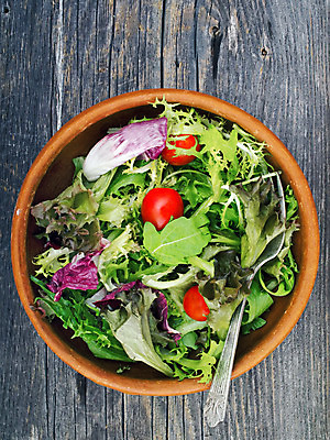 포토 JPG 해외이미지 음식 잎 다이어트 채소 건강 사람없음 세로 샐러드 시골 신선 날것 섬유 생식 채식주의자 비건 해외202004 해외포토 식물 직물 채식 파일형식 이미지허브