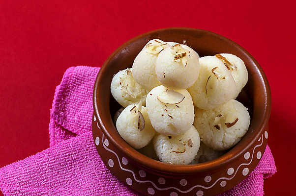 포토 JPG 해외이미지 디저트 사람없음 도자기 원형 사기그릇 냅킨 인도음식 해외포토 도형 그릇 음식 동양음식 파일형식 이미지허브