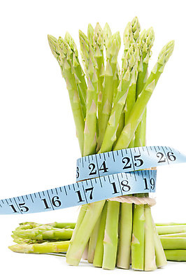 포토 JPG 해외이미지 계절 음식 다이어트 채소 재료 자연 건강 요리 서기 사람없음 초록색 침묵 봄 샐러드 흰색 신선 그룹 맛 몸무게 수증기 다발 먹기 비만 날씬함 측정 보따리 유기농 아스파라거스 날것 테이프 칼로리 내추럴 고립 분실 생식 숙성 적자 채식주의자 해외202004 해외포토 웰빙 컬러 컨셉 모션 문구용품 소리 몸매 생태계 채식 파일형식 이미지허브