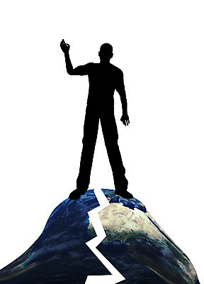 포토 JPG 해외이미지 남자 실루엣 지구 포즈 통 그림자 사람 사람없음 세계 숫자 검은색 손상 행성 빈털터리 깨짐 해외202004 해외포토 문자 컬러 컨셉 촬영기법 우주 파일형식 이미지허브