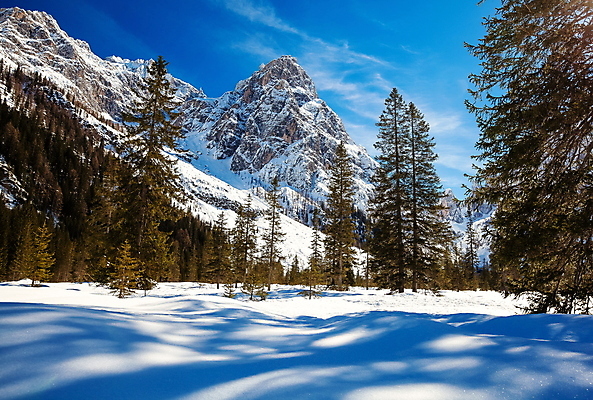 포토 JPG 해외이미지 공원 여행 백그라운드 겨울 자연 휴가 스키 산 풍경 사람없음 이탈리아 하이킹 알프스 남쪽 크로스컨트리 해외202004 해외포토 계절 공공시설 유럽 레저 겨울스포츠 방향 생태계 파일형식 이미지허브