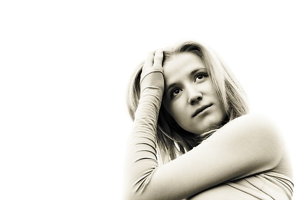 포토 JPG 해외이미지 나무 식물 백인 모델 공원 여자 얼굴 밭 자연 한명 사람 야외 10대 초록색 여름 금발 머리 유행 검은색 봄 흰색 시골 우아함 사춘기 해외202004 해외포토 서양인 1 헤어스타일 계절 공공시설 컬러 컨셉 농업 청소년 신체부위 생태계 파일형식 이미지허브