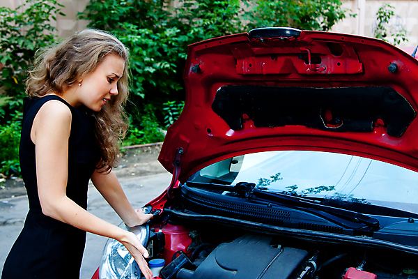 포토 JPG 해외이미지 백인 여자 감정 도로 교통시설 자동차 모바일 거리 스트레스 한명 사람 성인 스마트폰 힘 손상 장비 슬픔 공구 업무 바퀴 기다림 변화 수리 좌절 땅 사건 고장 볼트 문제 긴장 고무 모터 sos 길가 깨짐 단절 재앙 헬프 해외202004 해외포토 서양인 1 길 육상교통 교통 컨셉 모션 핸드폰 스마트기기 도구 작업 도움 시설 구조요청 파일형식 이미지허브