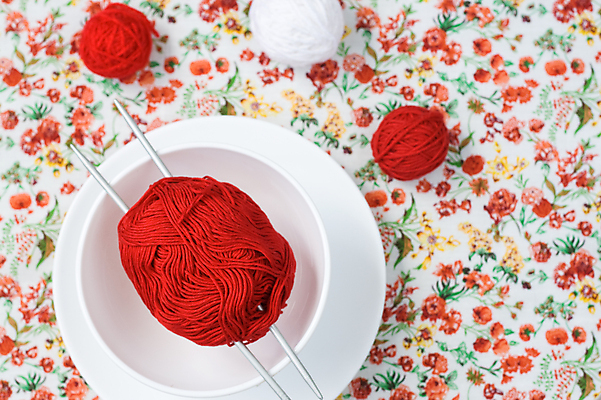 포토 JPG 해외이미지 접시 커플 꽃 밧줄 공 가족 주택 서기 취미 사람없음 빨간색 초록색 노란색 어둠 고요 기쁨 식탁보 흰색 기구 업무 고리 뜨개질 사발 달콤 작음 큼 레이아웃 실타래 제비 얇은 혼자 안락 해외202004 해외포토 식물 식기 감정 줄 컬러 컨셉 관계 모션 조류 건물 작업 사기그릇 맛 크기 파일형식 이미지허브