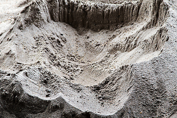 포토 JPG 해외이미지 산업 모래 백그라운드 비즈니스 자연 표면 추상 노동자 건조 사람없음 목재 모래사장 갈색 노란색 쌓기 기계 흙 장비 회색 바위 도구 공구 업무 거친 작음 땅 모종삽 삽 국자 질감 만들기 시멘트 먼지 흙더미 내추럴 개발 땅파기 옛날 중고 채석 철강 콘크리트 해외202004 해외포토 나무 직업 바다 컬러 무늬 재료 모션 주방용품 돌_바위 작업 크기 생태계 파일형식 더미 이미지허브