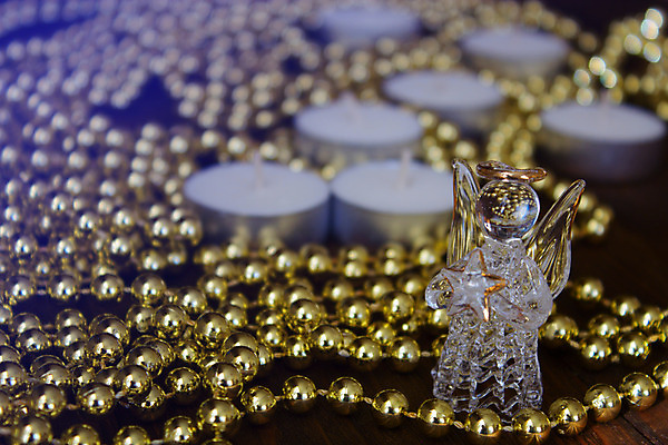 포토 JPG 해외이미지 계절 별 백그라운드 크리스마스 겨울 와인잔 목걸이 공 유리 탁자 휴가 조명 프레임 선물 미술 사람없음 장식 초록색 파란색 빛 우주 종 축하 황금 구슬 여의주 해외202004 해외포토 자연요소 기념일 컬러 가구 컨셉 술잔 장신구 재질 문화예술 파일형식 이미지허브