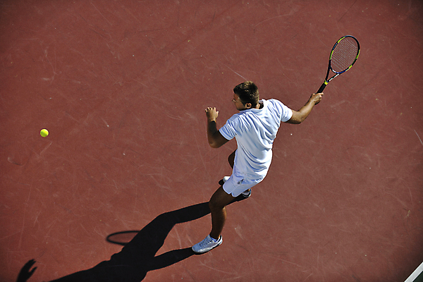 포토 JPG 해외이미지 주간 전신 남자 그림자 한명 들기 성인 야외 옆모습 테니스 잡기 테니스라켓 테니스장 테니스공 테니스선수 성인남자한명만 해외202004 해외포토 자연요소 1 뷰포인트 공 스포츠시설 모션 운동선수 사람 구기 라켓 테니스용품 남자한명만 성인남자만 파일형식 이미지허브