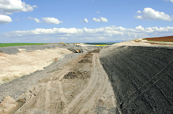 포토 JPG 해외이미지 여행 비즈니스 통신 교통시설 사람없음 표현 속도 일반 프랑스어 선로 해외202004 해외포토 문자 교통 시설 파일형식 이미지허브