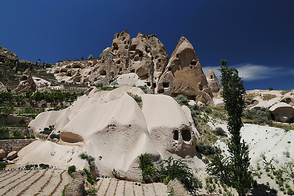 포토 JPG 해외이미지 여행 자연 산 요정 카파도키아 풍경 사람없음 계곡 암석 바위 동굴 언덕 부식 사암 칠면조 지질학 해외202004 해외포토 교육 조류 돌_바위 생태계 파일형식 튀르키예 이미지허브