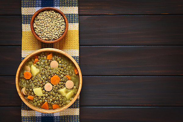 포토 JPG 해외이미지 식물 접시 음식 조각 채소 감자 건강 육류 요리 씨앗 사람없음 목재 가로 빛 수건 우주 주방 식사 저녁식사 어둠 당근 시골 직물 사발 소시지 맥박 수프 날것 뿌리 슛 머리위 내추럴 점심식사 생식 핸드메이드 해외202004 해외포토 나무 식기 식재료 재료 의학 뿌리채소 위생용품 사기그릇 가공식품 파일형식 이미지허브