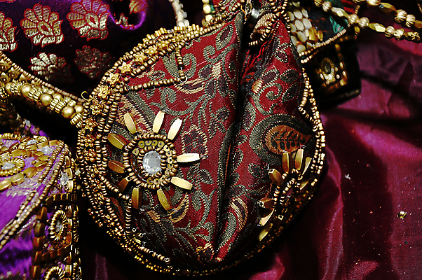 포토 JPG 해외이미지 디자인 여자 분홍색 백그라운드 가방 장신구 선물 사람없음 빨간색 쇼핑 컬러풀 유행 세일 상점 핸드백 화려 지갑 시장 고급 우아함 상품 컨테이너 가죽 고객 상업 패키지 소매 짐싸기 스타일 해외202004 해외포토 잡화 산업 컬러 컨셉 사람 파일형식 이미지허브