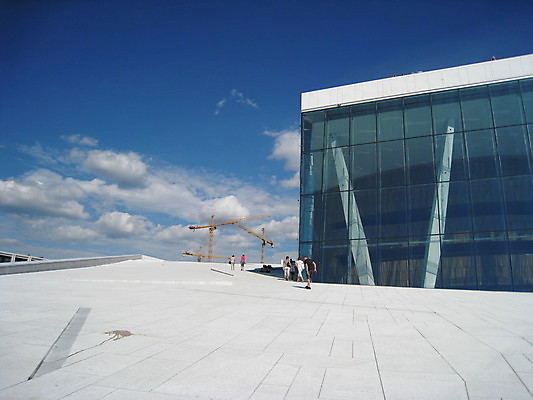 포토 JPG 해외이미지 문화 음악 노래 하늘 노르웨이 미술 사람없음 건물 여름 파란색 흰색 오슬로 오페라 해외202004 해외포토 건축물 계절 유럽 컬러 문화예술 파일형식 이미지허브