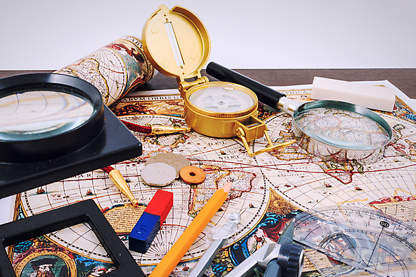 포토 JPG 해외이미지 라이프스타일 종이 바다 여행 백그라운드 컨셉 지도 돈 장신구 탁자 돋보기 휴가 설계 문구용품 사람없음 목재 세트 세계 사무실 연필 카메라 쪽지 공백 계산기 탐험 수확 골동품 나침반 모험가 오브젝트 준비 복고 정사각형 자석 옛날 원정 캘리퍼스 항목 해외202004 해외포토 도형 나무 가구 농업 비즈니스 재료 학용품 생활 전자제품 필기구 장비 공구 재산 파일형식 이미지허브