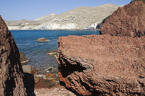 포토 JPG 해외이미지 바다 섬 여행 자연 하늘 휴가 휴식 풍경 사람없음 야외 물 여름 파란색 관광지 태양 흰색 뜨거움 투명 지중해 그리스 화산 암초 타운 산토리니 이국적 해외202004 해외포토 자연요소 계절 유럽 컬러 컨셉 산 도시 생태계 파일형식 이미지허브