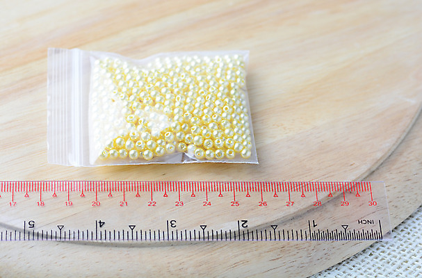 포토 JPG 해외이미지 디자인 여자 백그라운드 패턴 목걸이 장신구 유리 창조 선물 미술 취미 사람없음 목재 장식 초록색 파란색 세트 컬러풀 유행 흰색 도구 원형 작업실 상품 보석 수집 구슬 오브젝트 만들기 수공예 고립 구슬장식 엘리먼트 핸드메이드 스타일 해외202004 해외포토 도형 나무 컬러 무늬 재료 모션 재질 문화예술 사람 광석 공예 파일형식 이미지허브