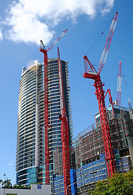 포토 JPG 해외이미지 구름 산업 하늘 부동산 바닥 아파트 건설업 사람없음 건물 사무실 탑 고층빌딩 장비 재산 제조 큼 기중기 조경 소매 적재 개발 건축업자 리프팅 복잡 철강 해외202004 해외포토 자연요소 건축물 건축 컨셉 비즈니스 주택 빌딩 금융 중장비 크기 파일형식 이미지허브