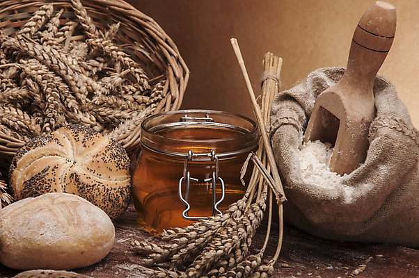 포토 JPG 해외이미지 식물 구름 전통 음식 빵 조각 백그라운드 다이어트 채소 과일 자연 탁자 하늘 아침 치즈 건조 파스타 건강 옥수수 씨앗 사람없음 목재 파란색 빛 갈색 주방 식사 빵집 맛 아침식사 상품 굽기 향수 준비 유기농 심플 밀가루 꿀 덩어리 작살 호밀 귀리 해외202004 해외포토 주간 자연요소 나무 웰빙 컬러 가구 컨셉 재료 유제품 곡류 서양음식 상점 화장품 가루 구이 생태계 파일형식 이미지허브