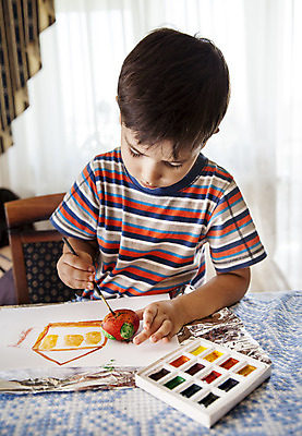 포토 JPG 해외이미지 백인 1 손 교육 남자 행복 종이 아들 어린이 장난 창문 가족 놀이 수채화 주택 창조 미술 한명 사람 소년 청춘 컬러풀 페인트 유치원 흰색 자녀 붓 가르침 그리기 그림 예술가 화가 해외202004 해외포토 서양인 직업 감정 컬러 컨셉 관계 모션 문화예술 건물 신체부위 파일형식 이미지허브