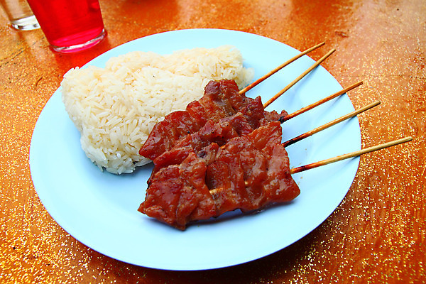 포토 JPG 해외이미지 전통 아시아 음식 태국 밥 바닥 육류 돼지고기 요리 동양인 사람없음 식사 줄무늬 돼지 그릴 낟알 질감 점심식사 어려움 해외202004 해외포토 나라 무늬 식재료 포유류 주방용품 인종 파일형식 이미지허브