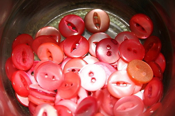 포토 JPG 해외이미지 모양 디자인 유리 사람없음 빨간색 컬러풀 유행 원형 플라스틱 광택 해외202004 해외포토 도형 컬러 재질 파일형식 이미지허브