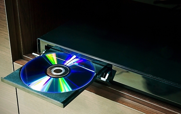 포토 JPG 해외이미지 손 남자 음악 손가락 놀이 쟁반 사람 사람없음 자료 소리 장비 운전 CD 잡기 오픈 오디오 동영상 연소 DVD 녹음기 삽입 설치 소프트웨어 플레이어 해외202004 해외포토 모션 문화예술 신체부위 전자제품 파일형식 녹음_기록 이미지허브