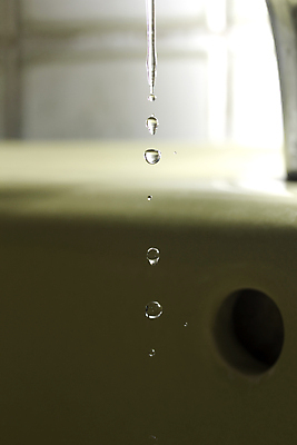 포토 JPG 해외이미지 모양 물결 음료 파도 백그라운드 모션 자연 추상 건강 사람없음 물 파란색 얼음 목욕 젖음 흐름 물방울 신선 원형 투명 액체 떨어짐 빨래 매끈함 시원함 갈증 순수 쏟아짐 해외202004 해외포토 자연요소 도형 바다 컬러 컨셉 가사 무늬 청결 감각 생태계 파일형식 이미지허브