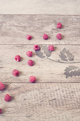 포토 JPG 해외이미지 열매 음식 백그라운드 농업 다이어트 과일 자연 딸기 디저트 건강 사람없음 목재 빨간색 여름 컬러풀 우주 주방 수확 시골 신선 그룹 달콤 맛 정상 먹기 유기농 블루베리 날것 산딸기 내추럴 소셜네트워크 숙성 채식주의자 카피스페이스 해외202004 해외포토 나무 식물 웰빙 계절 산업 컬러 컨셉 재료 모션 공백 생태계 채식 파일형식 이미지허브