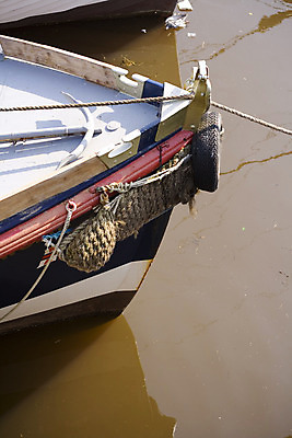 포토 JPG 해외이미지 밧줄 바다 낚시 사람없음 물 항구 보트 해외202004 해외포토 자연요소 줄 배_교통 교통시설 레저 파일형식 이미지허브