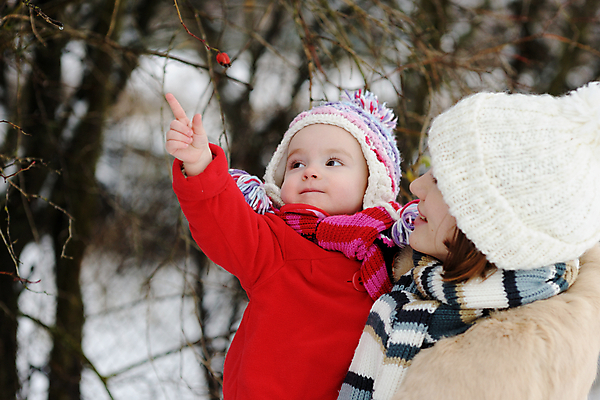 포토 JPG 해외이미지 백인 여자 딸 얼굴 어린이 2 가족 자연 엄마 친절 함께함 사랑 미소 야외 두명 빨간색 부모 장미 산책 추위 가을 흰색 아기 잡기 달콤 작음 12월 만족 2월 해외202004 해외포토 서양인 계절 꽃 감정 컬러 컨셉 관계 모션 휴식 표정 사람 신체부위 날짜 맛 크기 생태계 파일형식 이미지허브