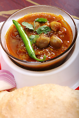 포토 JPG 해외이미지 접시 빵 백그라운드 잎 다이어트 토마토 재료 고추 양파 치즈 건강 요리 사람없음 초록색 주방 저녁식사 샐러드 신선 사발 고수 맛 인도인 레몬 매움 완두콩 아로마 후추 카레 생강 마살라 병아리콩 채식주의자 해외202004 해외포토 외국인 식물 식기 음식 컬러 컨셉 채소 과일 유제품 콩 동양인 식사 사기그릇 향신료 채식 파일형식 이미지허브